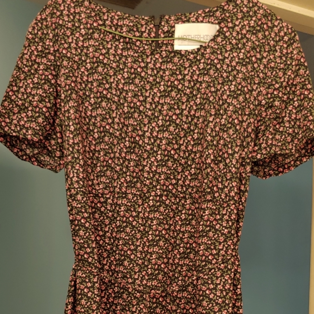 Motherhood floral maternity dress with tieback